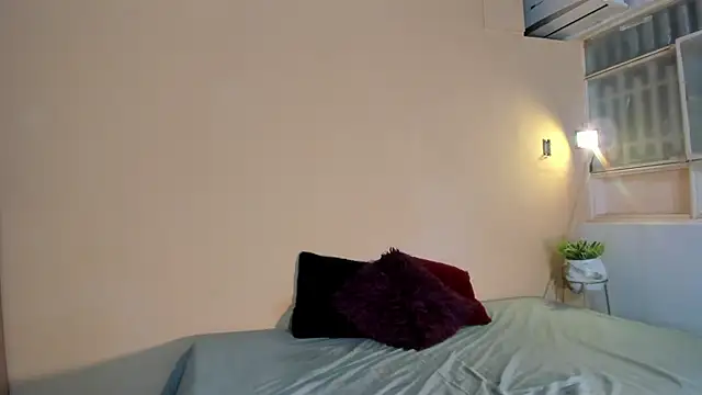 Violetta 0 online show from 03/06/26, 12:11