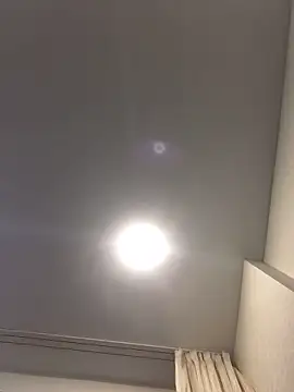 LynnAhNight online show from 11/21/25, 03:27