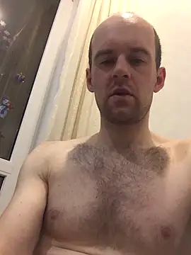 LynnAhNight online show from 11/20/25, 03:40