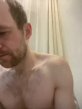 LynnAhNight online show from 03/02/26, 03:07