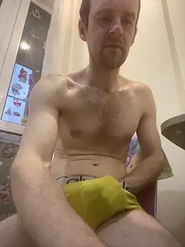 LynnAhNight online show from 04/03/26, 03:24