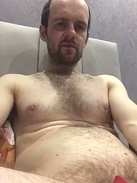 LynnAhNight online show from 01/14/26, 05:49