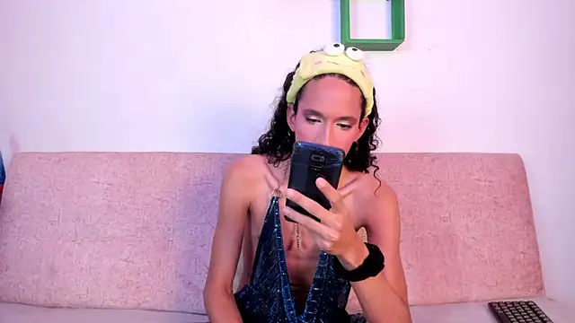 cassidy blossom online show from 10/05/25, 03:19