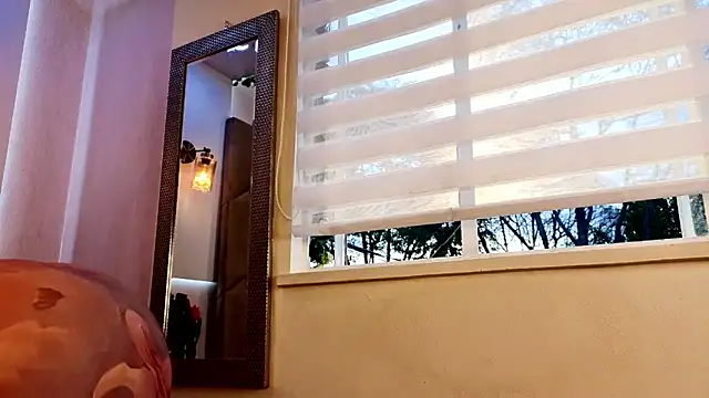 AzunaStar online show from 04/08/26, 10:44