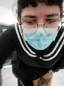 xomimuka online show from 03/15/25, 01:08