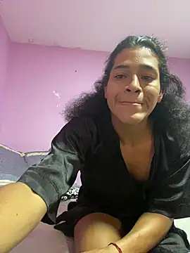 Snapshot of alexiaross96 chatting on 06/19/26, 05:52 alexiaross96 online show from 06/19/26, 05:52