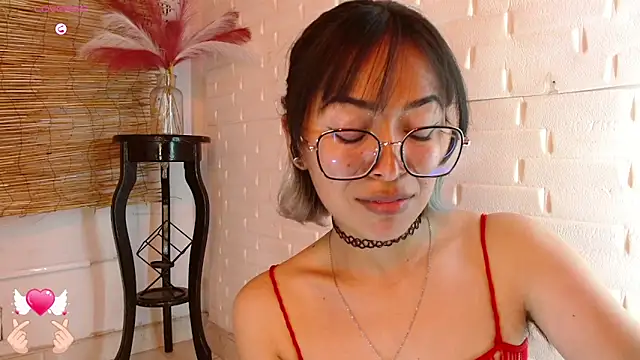 Luna 7 777 online show from 02/25/26, 05:29