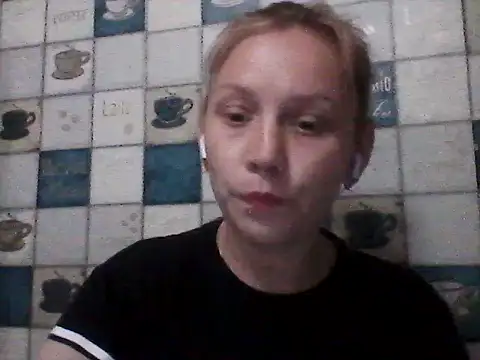Snapshot of Anna_wey chatting on 06/24/26, 07:11 Anna wey online show from 06/24/26, 07:11