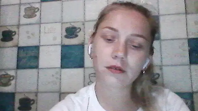 Snapshot of Anna_wey chatting on 07/09/26, 06:51 Anna wey online show from 07/09/26, 06:51
