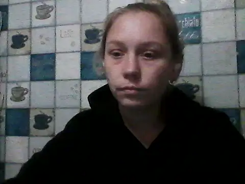 Snapshot of Anna_wey chatting on 11/06/25, 05:17 Anna wey online show from 11/06/25, 05:17