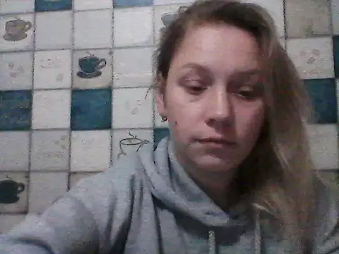 Snapshot of Anna_wey chatting on 12/15/25, 09:09 Anna wey online show from 12/15/25, 09:09