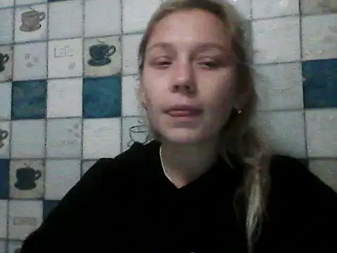 Snapshot of Anna_wey chatting on 10/18/25, 06:21 Anna wey online show from 10/18/25, 06:21