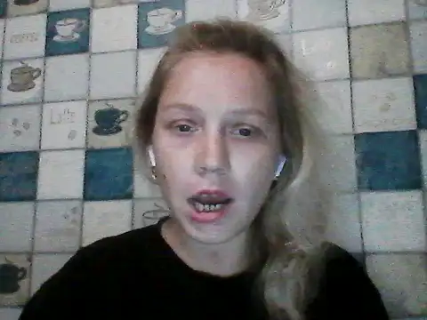 Snapshot of Anna_wey chatting on 06/23/26, 07:12 Anna wey online show from 06/23/26, 07:12
