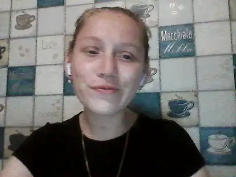 Snapshot of Anna_wey chatting on 06/22/26, 09:23 Anna wey online show from 06/22/26, 09:23