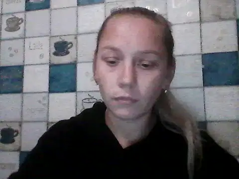 Snapshot of Anna_wey chatting on 10/08/25, 06:52 Anna wey online show from 10/08/25, 06:52