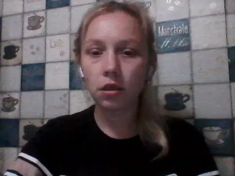 Snapshot of Anna_wey chatting on 06/16/26, 07:03 Anna wey online show from 06/16/26, 07:03