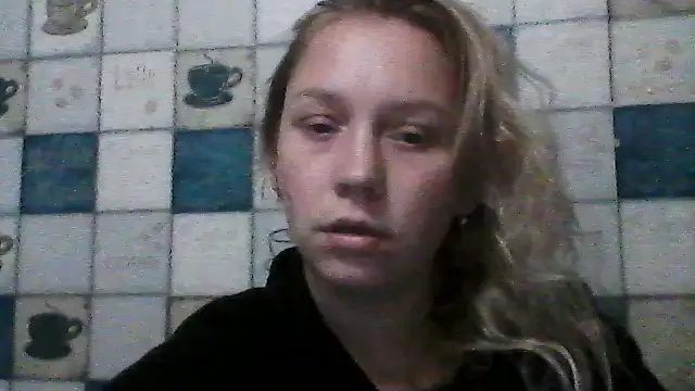 Snapshot of Anna_wey chatting on 11/13/25, 08:35 Anna wey online show from 11/13/25, 08:35