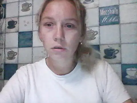 Snapshot of Anna_wey chatting on 10/02/25, 06:22 Anna wey online show from 10/02/25, 06:22