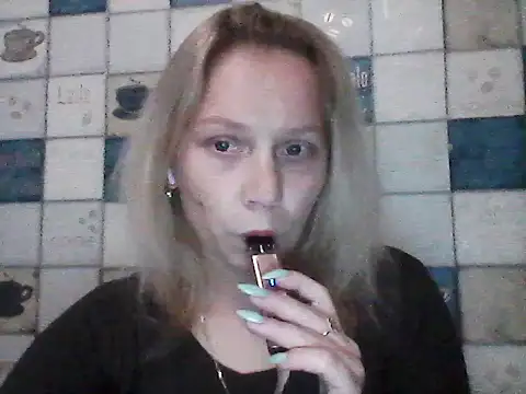 Snapshot of Anna_wey chatting on 06/18/26, 07:08 Anna wey online show from 06/18/26, 07:08