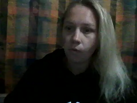 Snapshot of Anna_wey chatting on 09/26/25, 06:04 Anna wey online show from 09/26/25, 06:04