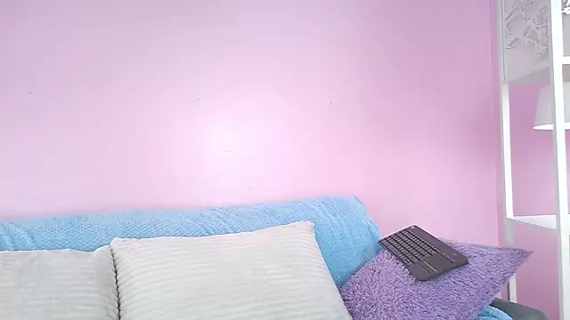 Hiyakasudere online show from 11/18/25, 06:44