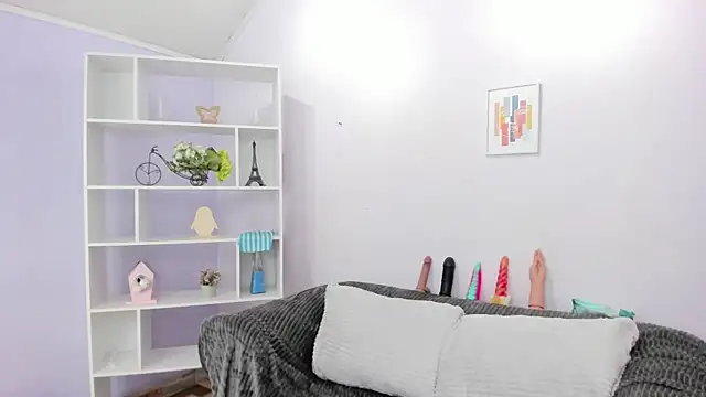Hiyakasudere online show from 09/27/25, 12:44