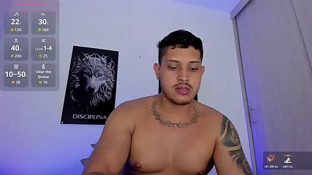 Snapshot of JohanSmith chatting on 01/13/26, 02:04 JohanSmith online show from 01/13/26, 02:04