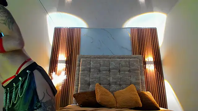 Snapshot of jessi_lemuss chatting on 03/12/25, 11:44 jessi lemuss online show from 03/12/25, 11:44