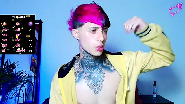 7 Saturno 7 online show from 11/17/25, 03:32