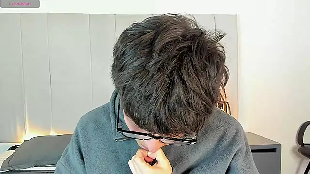 PepperTwink online show from 04/16/26, 04:08