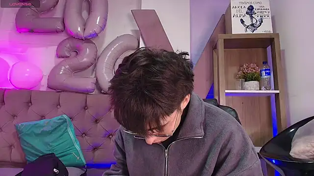 Snapshot of PepperTwink chatting on 01/15/26, 04:10 PepperTwink online show from 01/15/26, 04:10