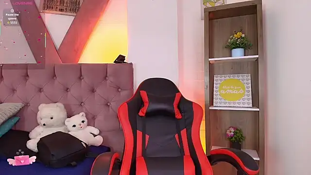 Snapshot of PepperTwink chatting on 02/25/26, 04:29 PepperTwink online show from 02/25/26, 04:29