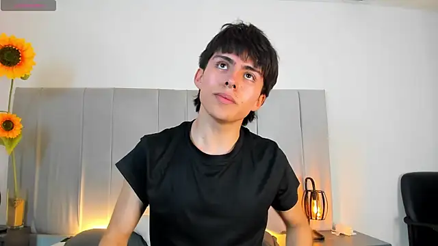 PepperTwink online show from 04/15/26, 04:55