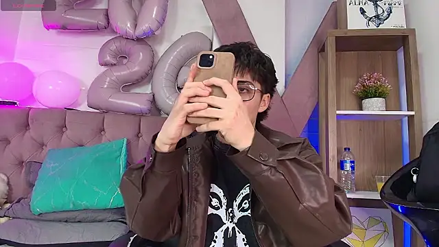 Snapshot of PepperTwink chatting on 01/14/26, 04:21 PepperTwink online show from 01/14/26, 04:21