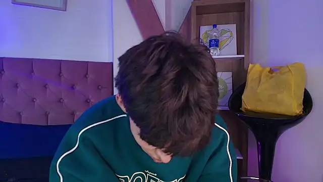 Snapshot of PepperTwink chatting on 10/01/25, 05:28 PepperTwink online show from 10/01/25, 05:28