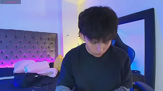 Snapshot of PepperTwink chatting on 02/21/26, 04:53 PepperTwink online show from 02/21/26, 04:53