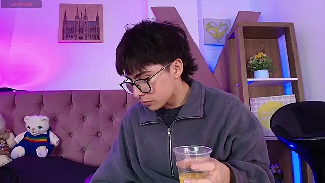 Snapshot of PepperTwink chatting on 02/03/26, 04:01 PepperTwink online show from 02/03/26, 04:01