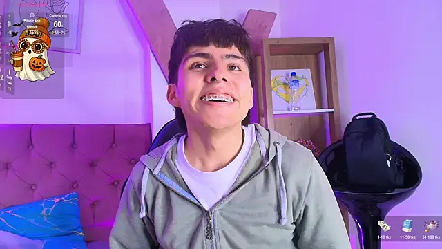 Snapshot of PepperTwink chatting on 11/27/25, 01:11 PepperTwink online show from 11/27/25, 01:11