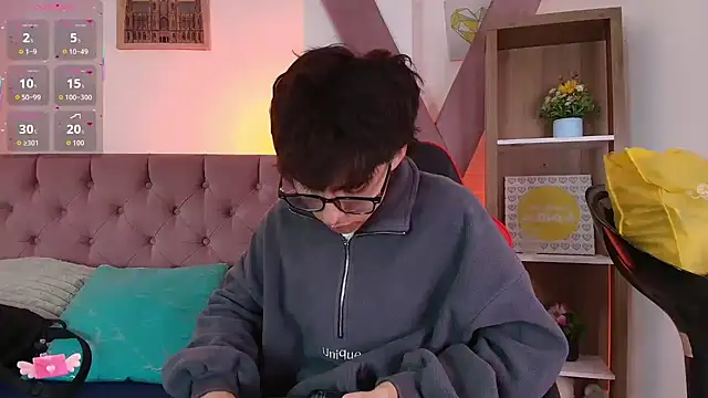 Snapshot of PepperTwink chatting on 02/17/26, 04:48 PepperTwink online show from 02/17/26, 04:48