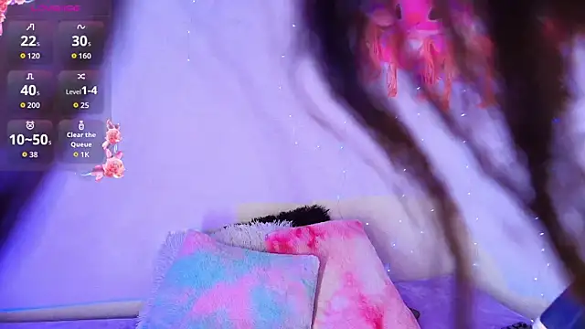 maddie 18 online show from 10/09/25, 12:17