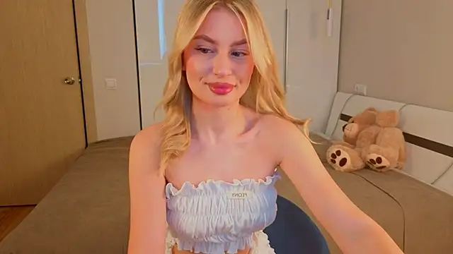 AnitaLamb online show from 10/13/25, 04:47