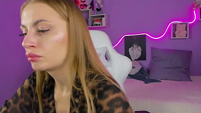 AnitaLamb online show from 02/28/25, 05:04