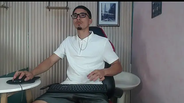 Becker2  online show from 12/18/25, 11:52