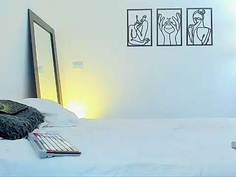 andrea cherryy online show from 03/12/26, 06:56