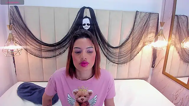 PamelaAddams  online show from 10/23/25, 04:44