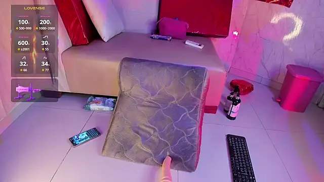 PamelaAddams  online show from 02/10/26, 05:28