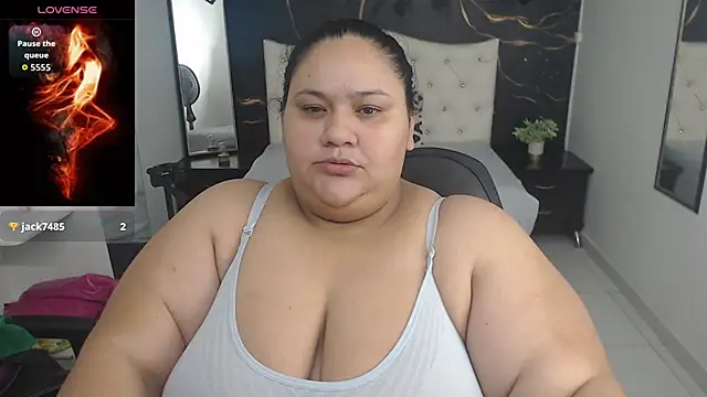 Aaliyah11 online show from 11/05/25, 01:09