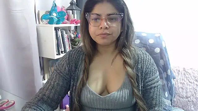 KatteAngelLat online show from 10/17/25, 11:28