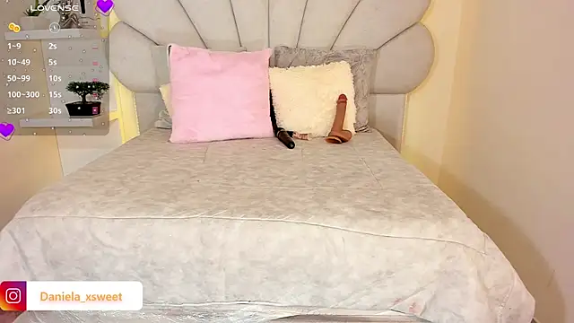 Danielaangelina online show from 02/18/26, 06:22