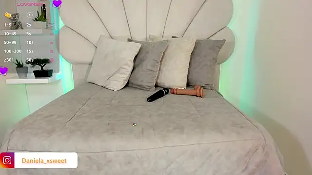 Danielaangelina online show from 03/27/26, 06:00